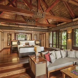 Deluxe  Beachfront King Room Adults only